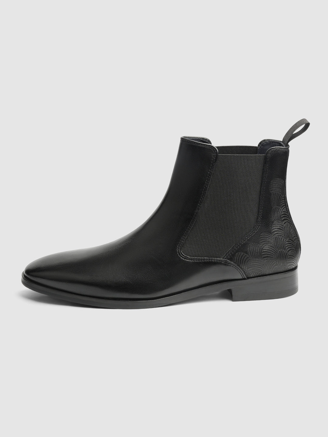 Chelsea Boot - 18 (Black)